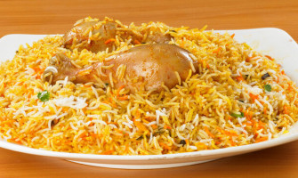 Jak připravit autentické kuřecí biryani s kořením Shan Masala
